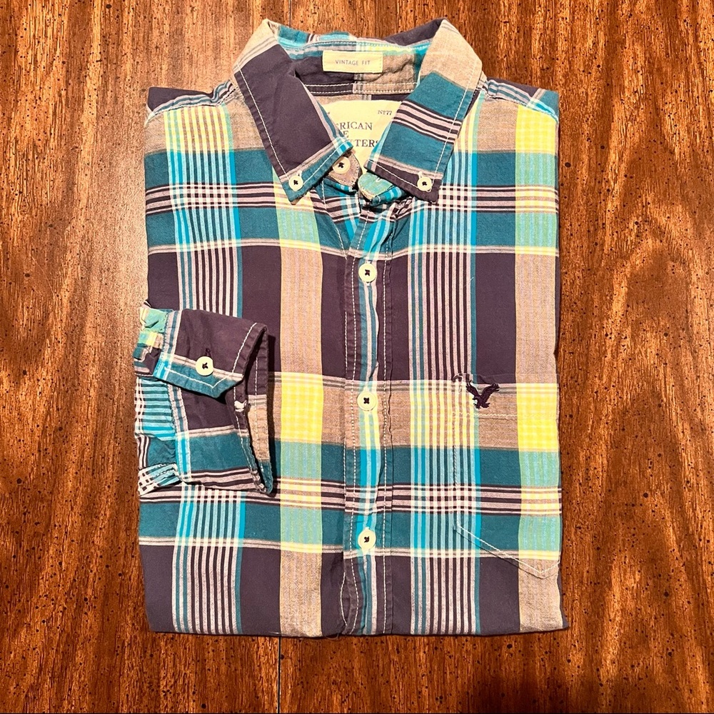 SOLD Lot of 2 American Eagle Outfitters Vintage Slim Plaid Button Down Shirts - Picture 2 of 16